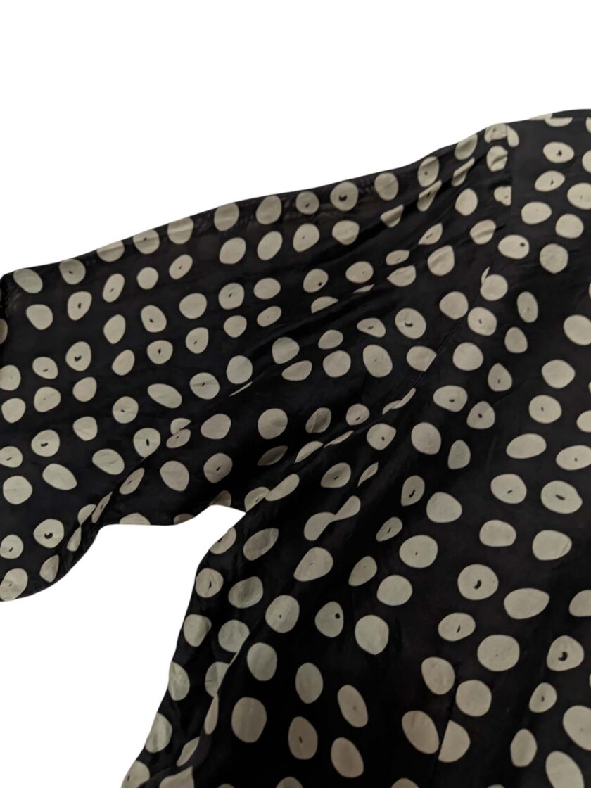 Blusa Cabi de bolitas Talla M - Imagen 3