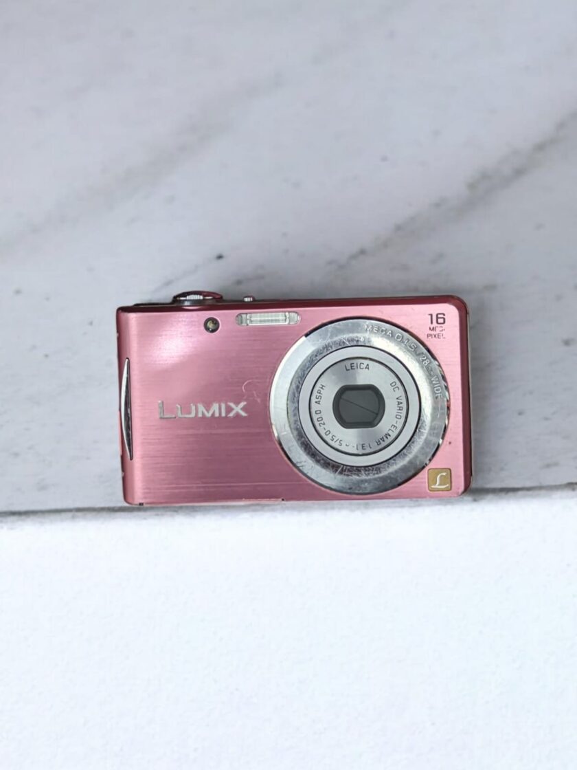 Cámara digital Y2K Panasonic Lumix DMC FH5