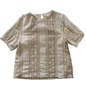 Blusa tipo encaje Talla M